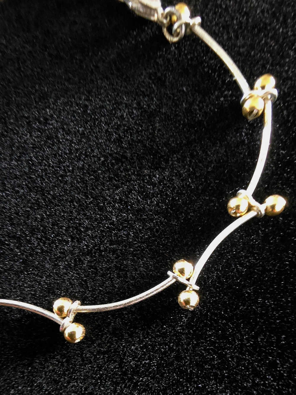 Delicate Gold Ball Accent Women's Bracelet